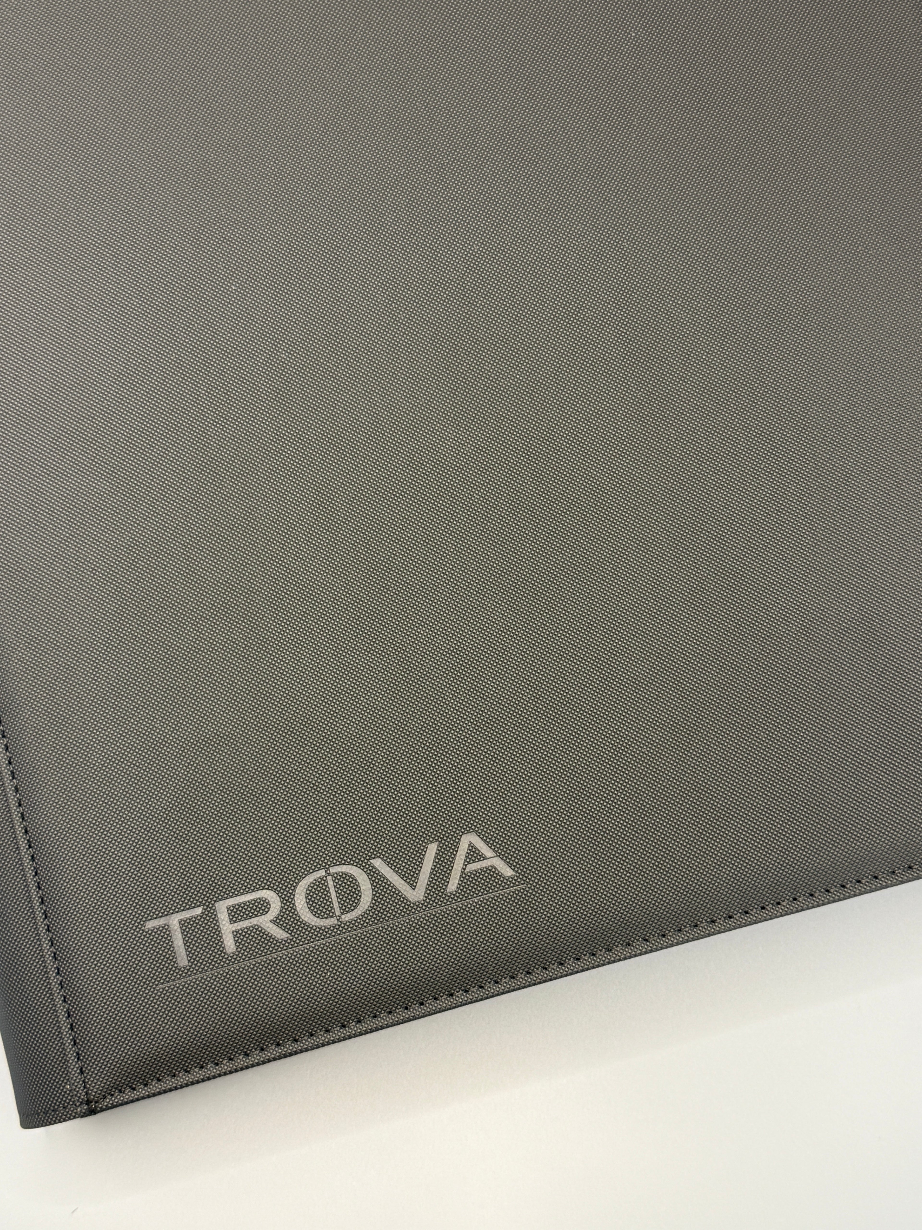 Trova Core 9-Pocket Top Loader Binder XL with Pocket