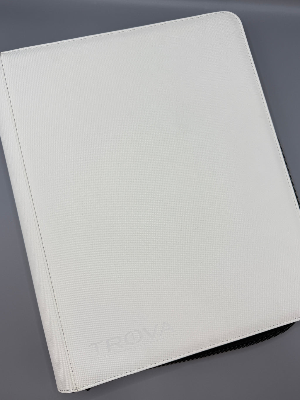 Trova Core 9-Pocket Top Loader Binder XL with Pocket
