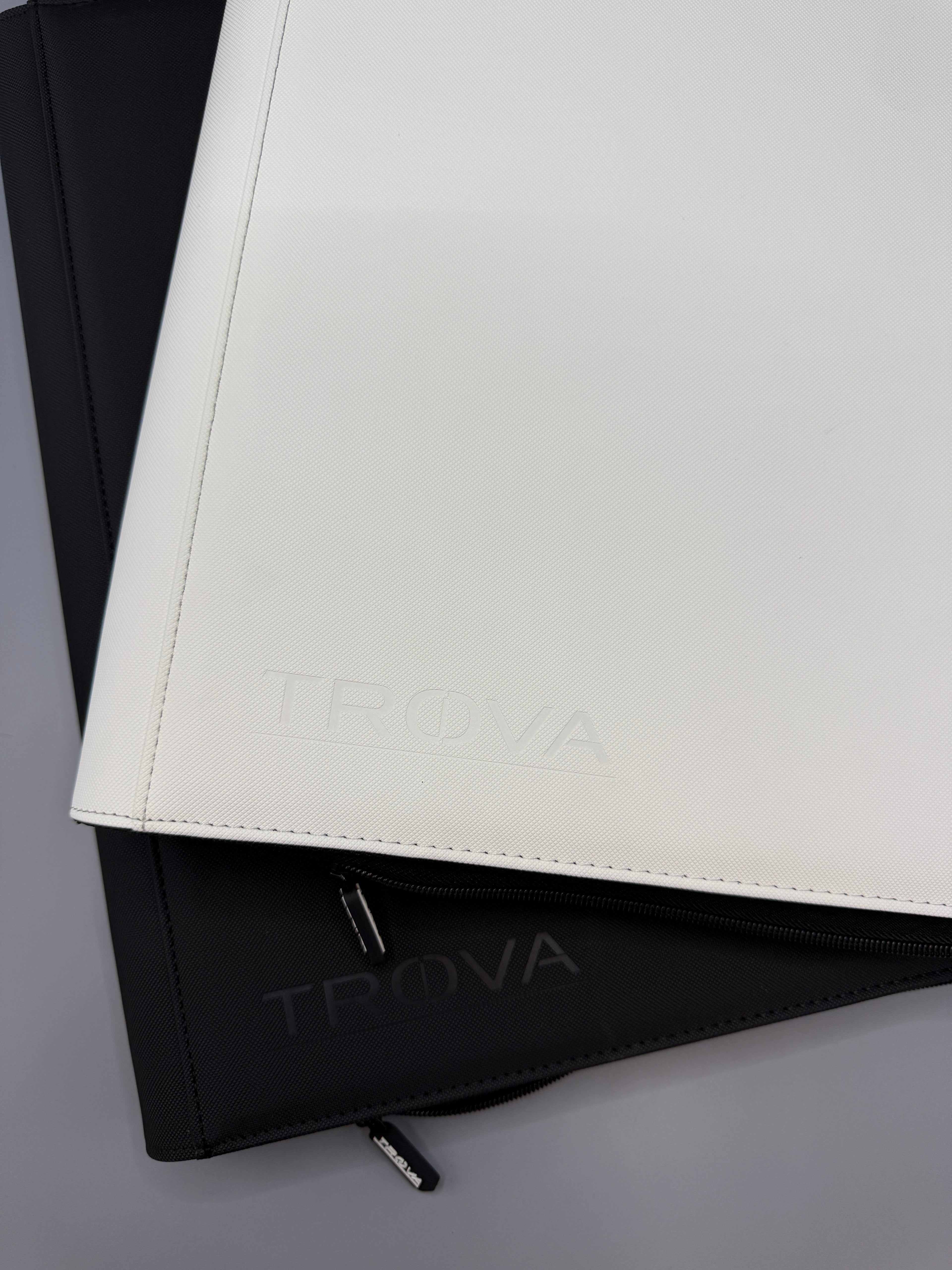 Trova Core 9-Pocket Top Loader Binder XL with Pocket